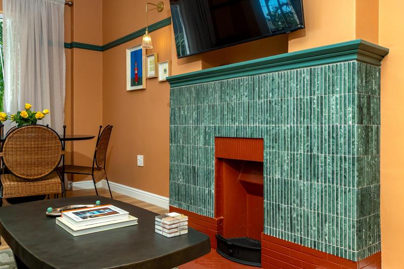 To Let 2 Bedroom Property for Rent in Sea Point Western Cape